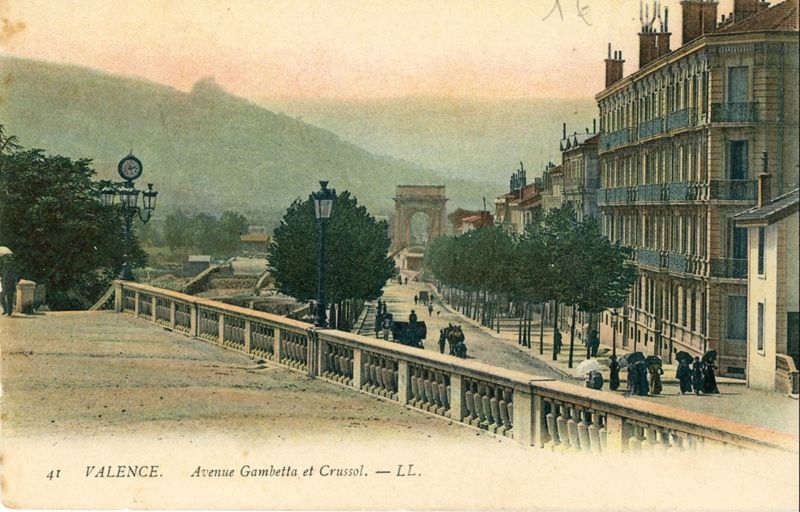 Les archives municipales de Valence